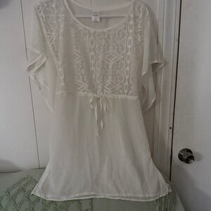 Xhilaration Cream Sheer Lace Tunic Top